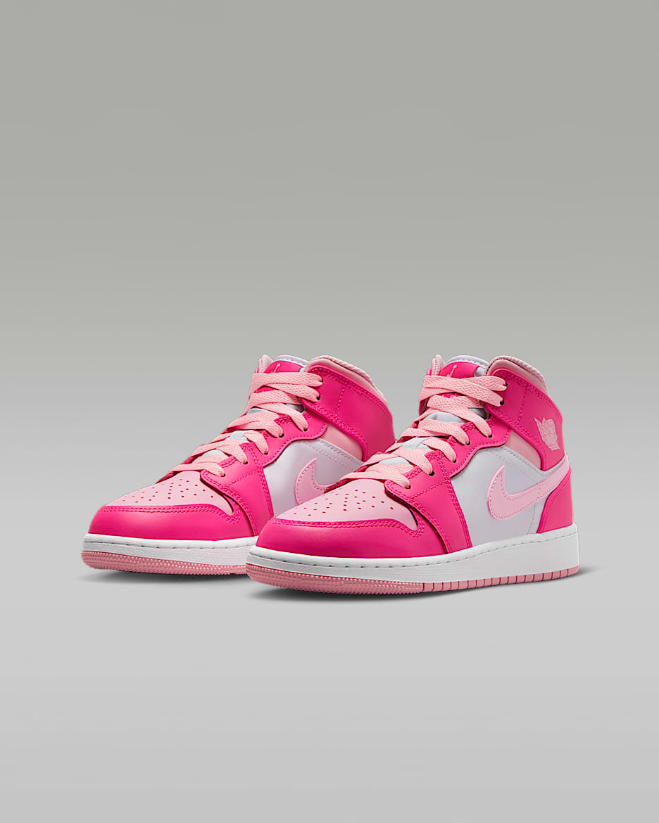 Air Jordan 1 Mid Older Kids Shoes